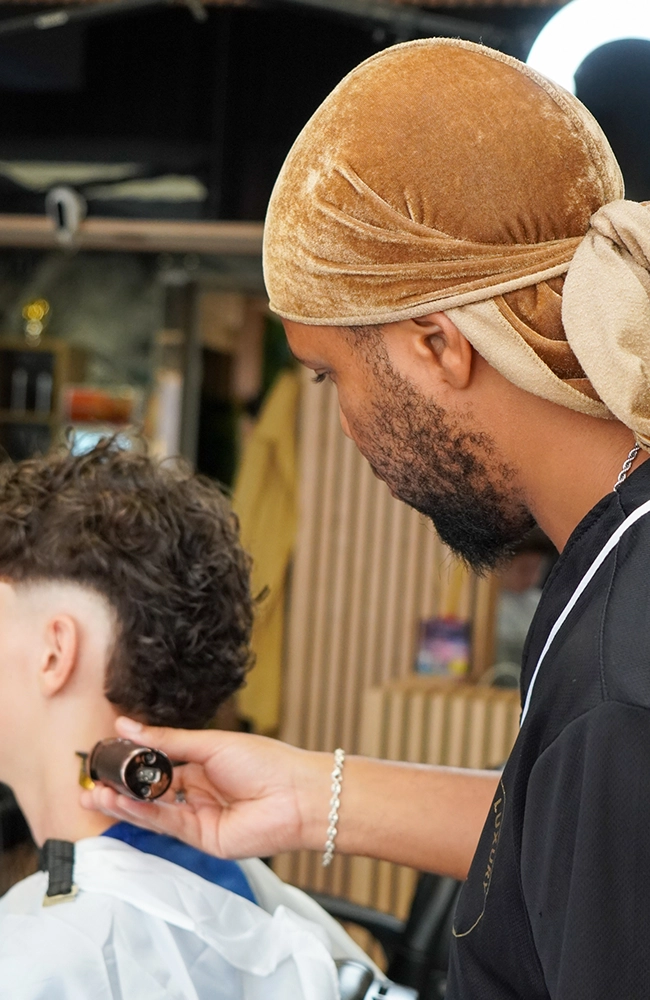 coiffeur homme aix les bains.webp