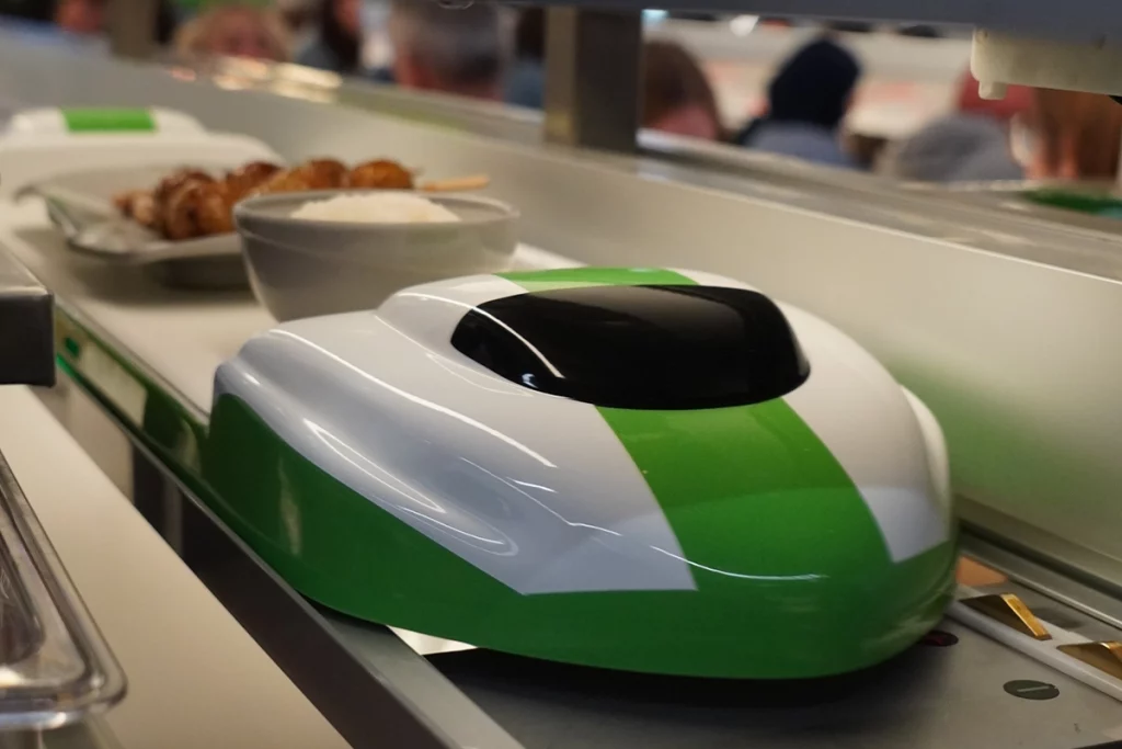 sushi train grenoble.webp